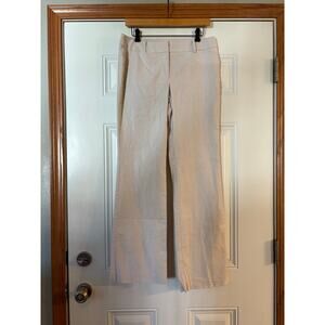 Ann Taylor – Signature line, size 6